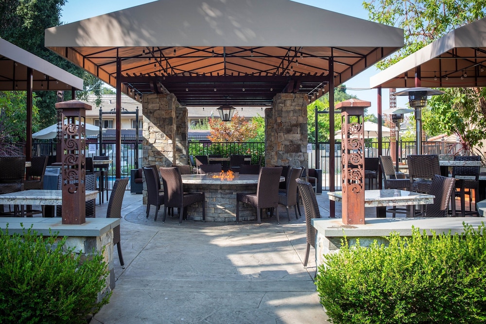 courtyard palo alto los altos
