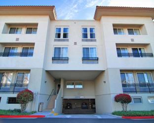 hampton inn and suites mountain view