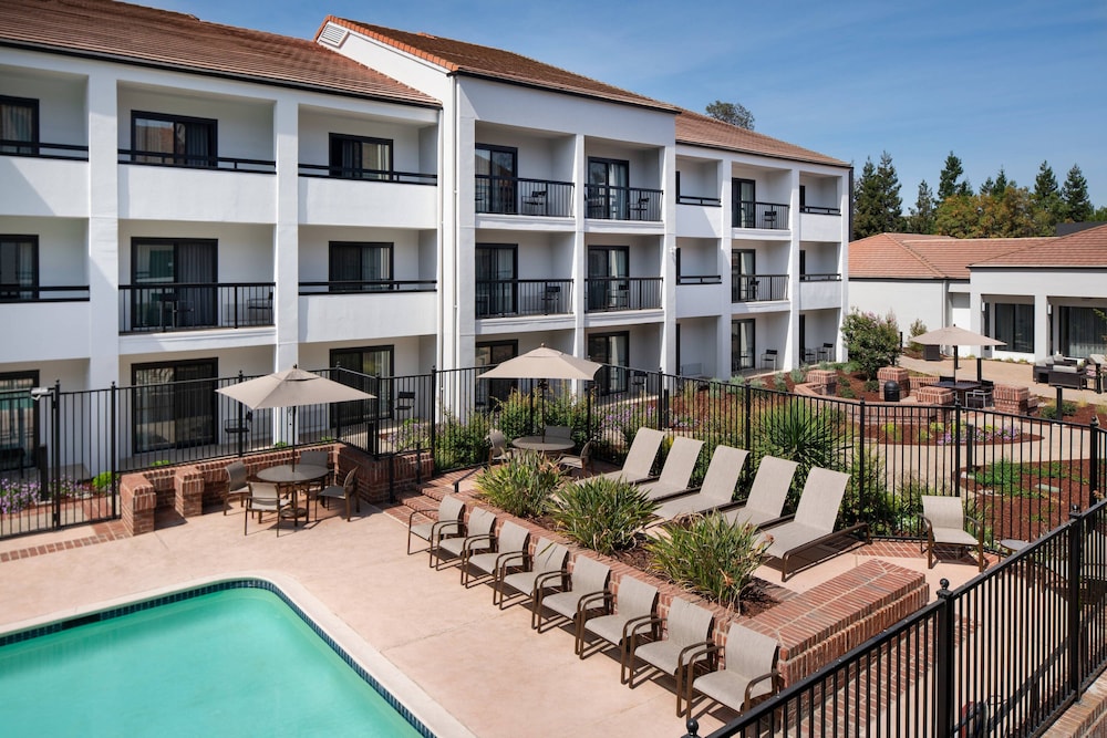 Courtyard By Marriott San Jose Cupertino,Los Altos>>Cupertino,3 star