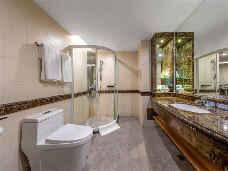 campanile hotel restaurant zhuhai yinhua road