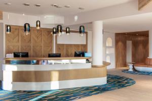 hilton garden inn marseille provence airport