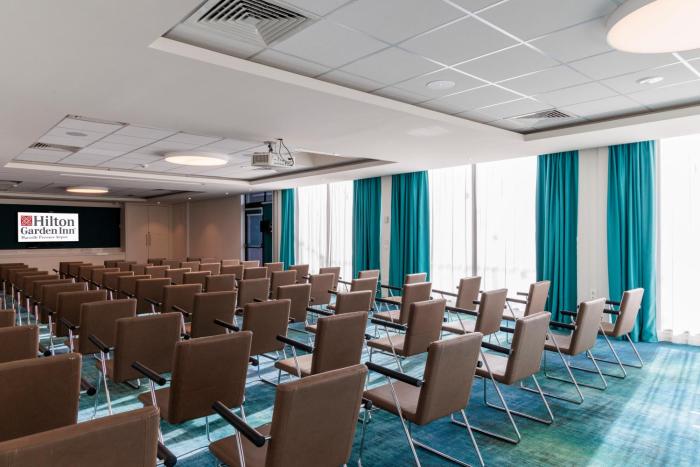 hilton garden inn marseille provence airport