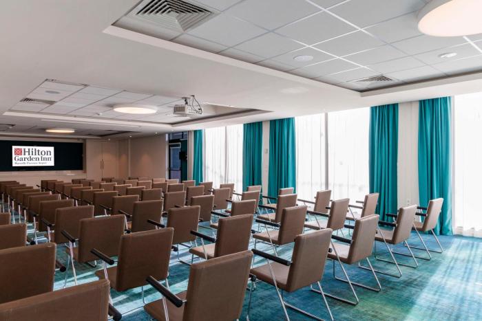 hilton garden inn marseille provence airport