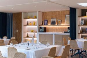 hilton garden inn marseille provence airport