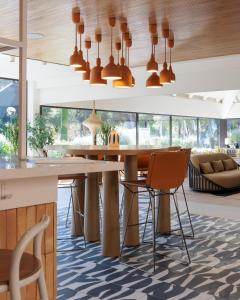 hilton garden inn marseille provence airport