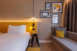 hilton garden inn marseille provence airport