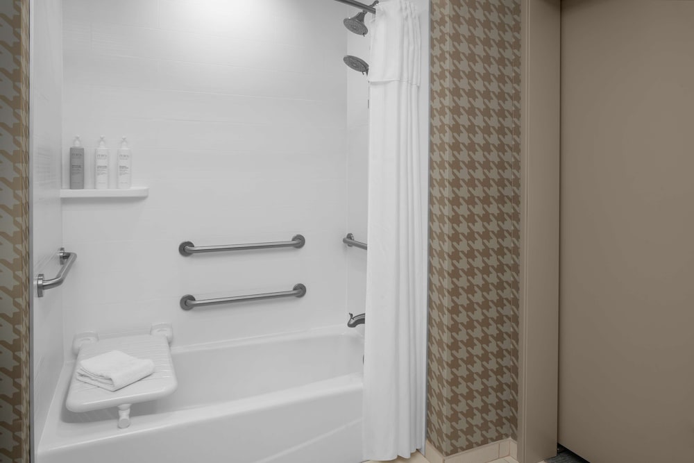 home2 suites by hilton hobbs
