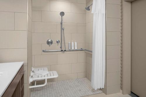 home2 suites by hilton hobbs