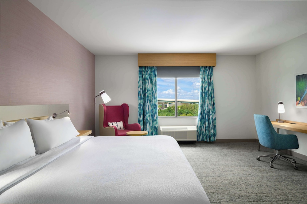 hilton garden inn orlando i 4 millenia blvd mall