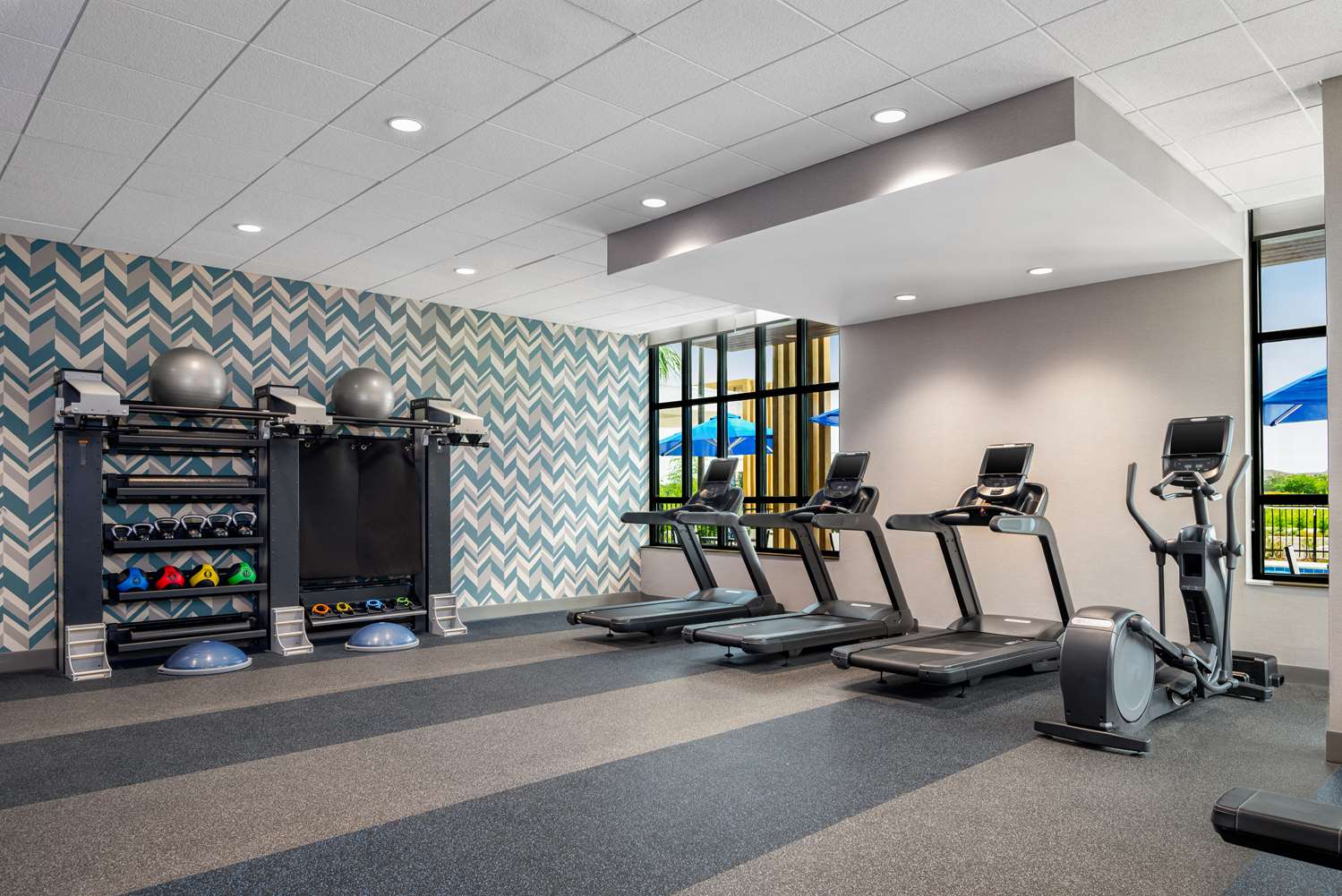 hilton garden inn orlando i 4 millenia blvd mall
