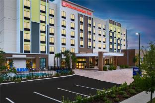hilton garden inn orlando i 4 millenia blvd mall