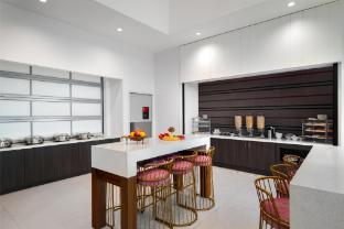 hilton garden inn orlando i 4 millenia blvd mall