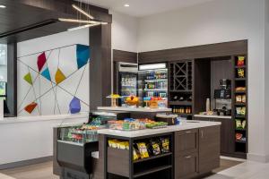 hilton garden inn orlando i 4 millenia blvd mall