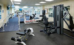 holiday inn express and suites pittsburgh west gre