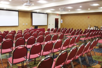 holiday inn express and suites pittsburgh west gre