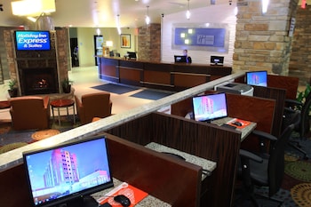 holiday inn express and suites pittsburgh west gre