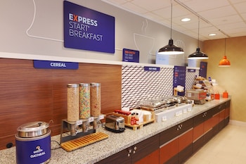 Holiday Inn Express And Suites Pittsburgh West Gre,Pittsburgh>>Green Tree,3 star