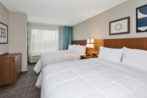 staybridge suites pittsburgh airport by ihg