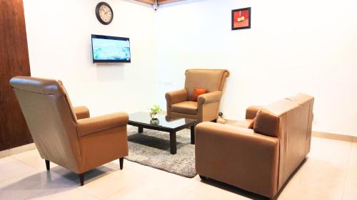 omatra hotel hsr