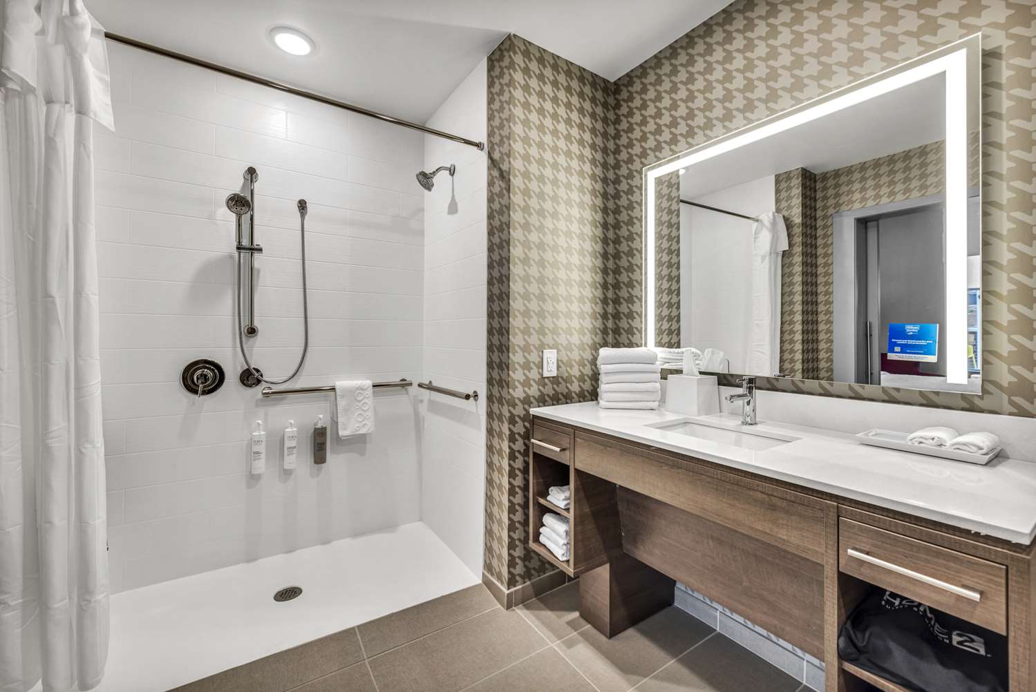 home2 suites by hilton raleigh state arena
