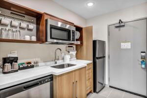 home2 suites by hilton raleigh state arena