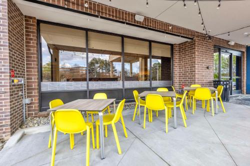 home2 suites by hilton raleigh state arena
