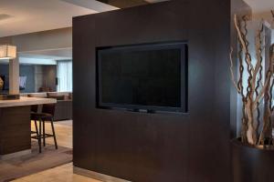 sonesta select boston milford