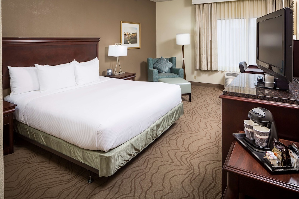 doubletree by hilton boston milford