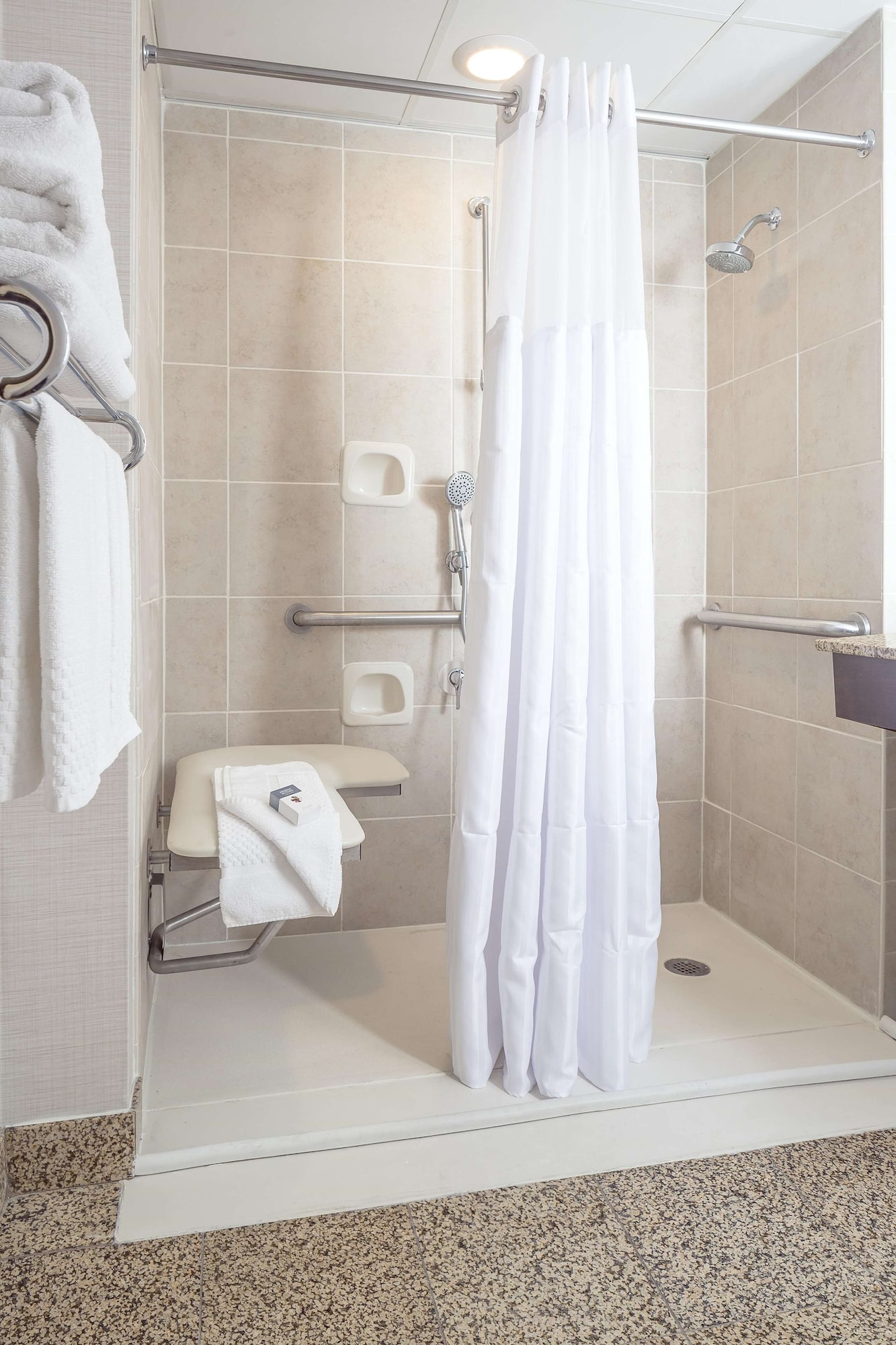 doubletree by hilton boston milford