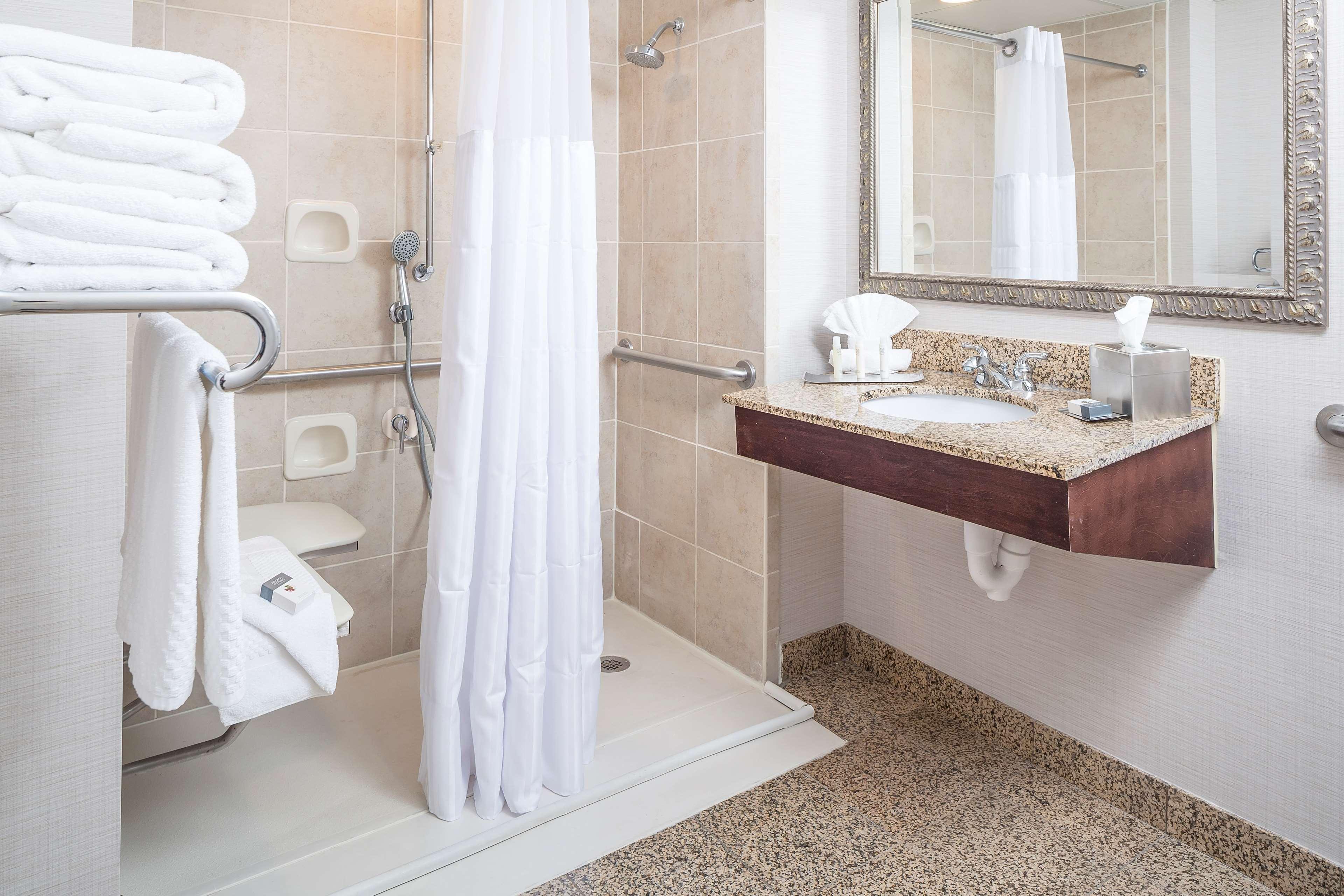 doubletree by hilton boston milford