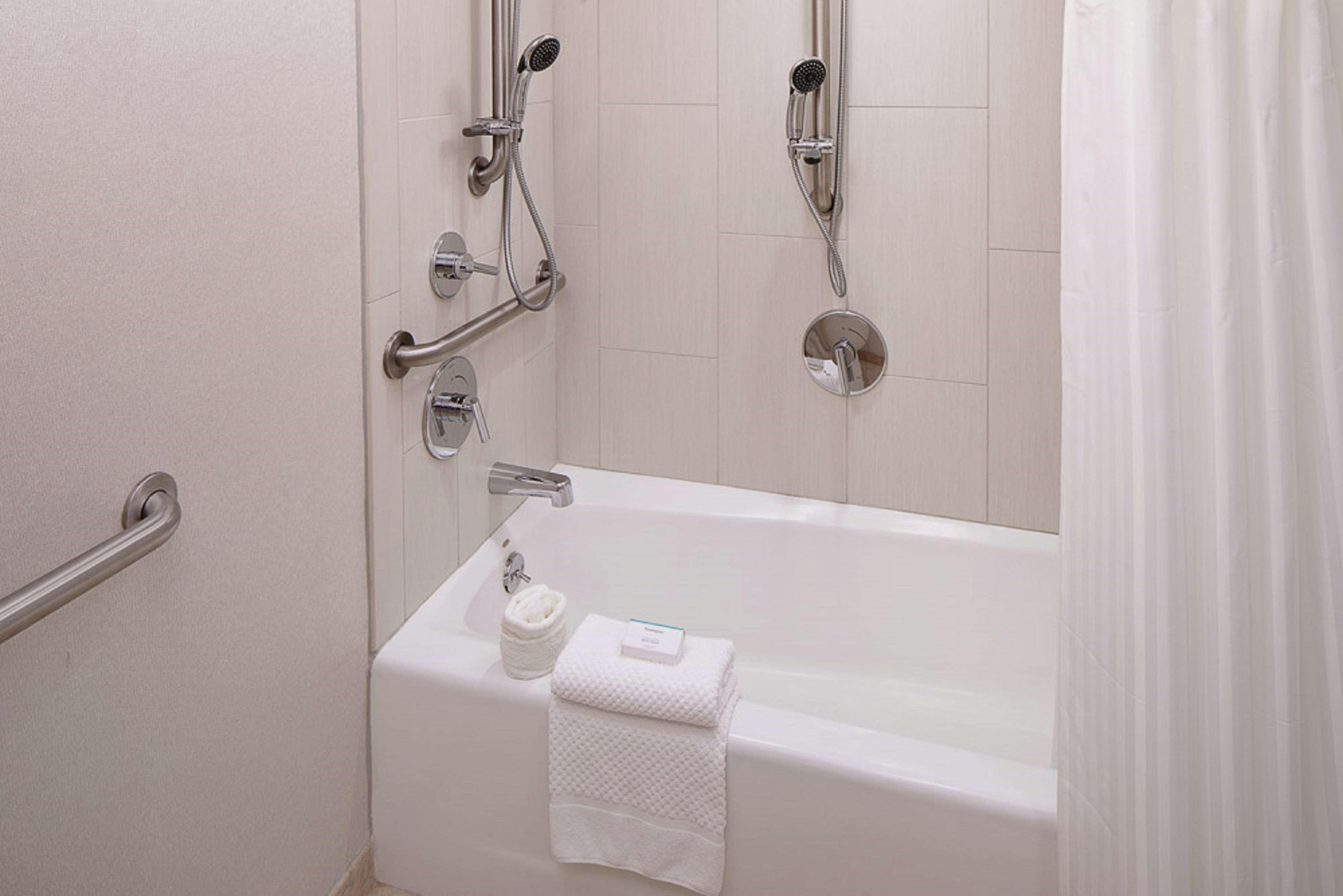 embassy suites by hilton boston marlborough