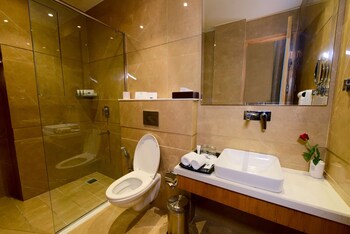 surestay hotel by best western model town amritsar