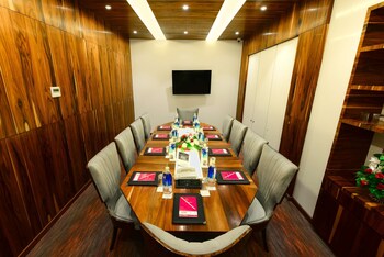 surestay hotel by best western model town amritsar