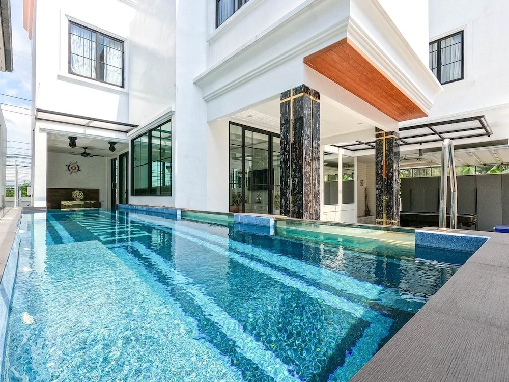 exquisite pool villa i