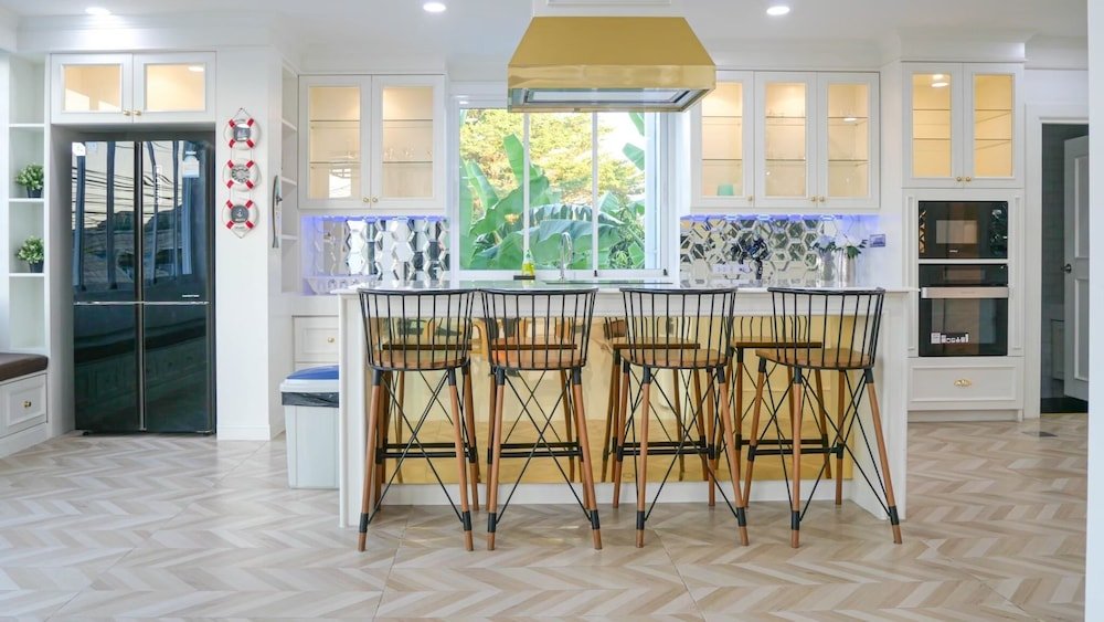 exquisite pool villa i