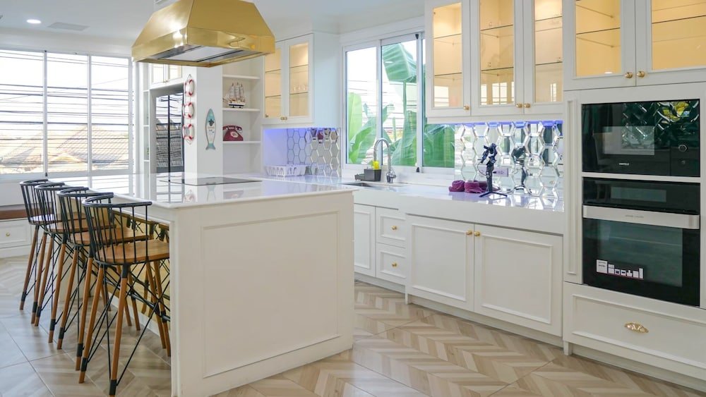 exquisite pool villa i