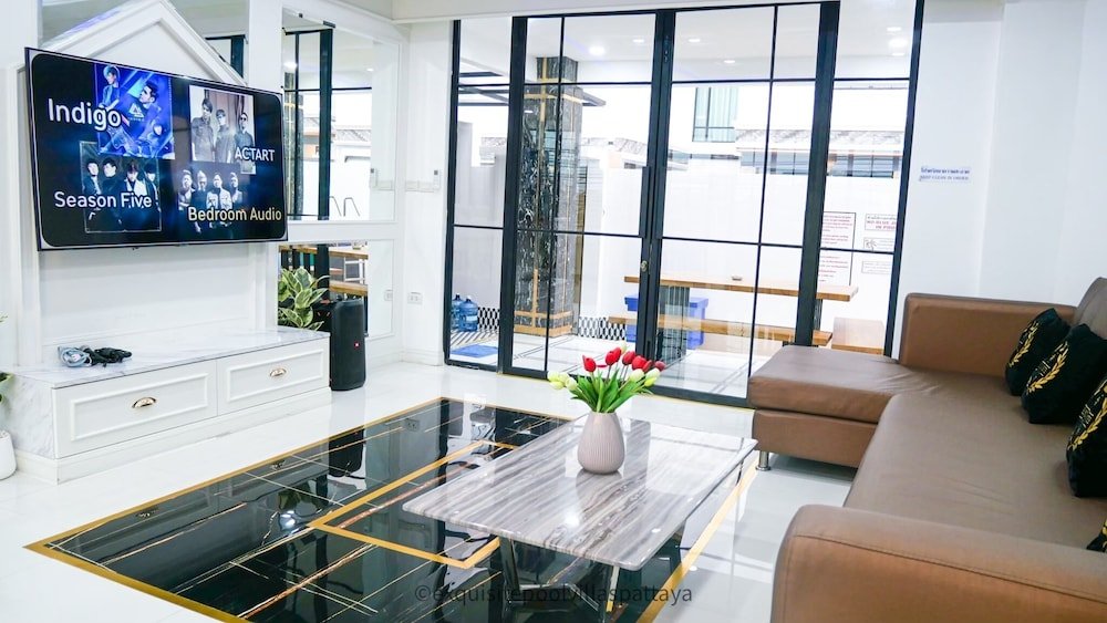 exquisite pool villa i