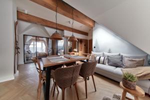 tatra square apartments