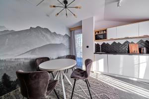 tatra square apartments