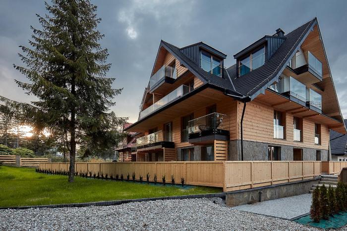 tatra square apartments