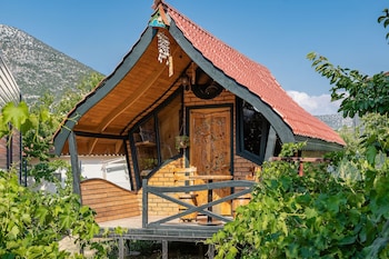 Yoruk Ali Konagi Ve Yayla Evleri,,1 star