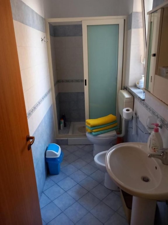 The Little House On The Sea,,0 star