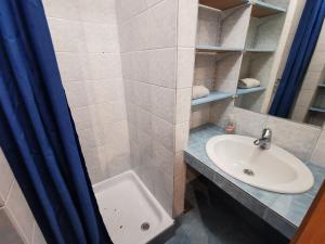 apartment for four with free parking