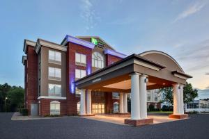 holiday inn express and suites w monroe by ihg