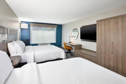 holiday inn express and suites w monroe by ihg