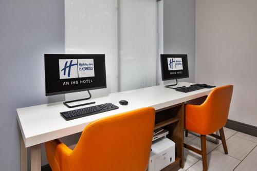 holiday inn express and suites w monroe by ihg