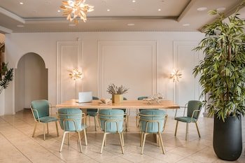 makis hotel skala