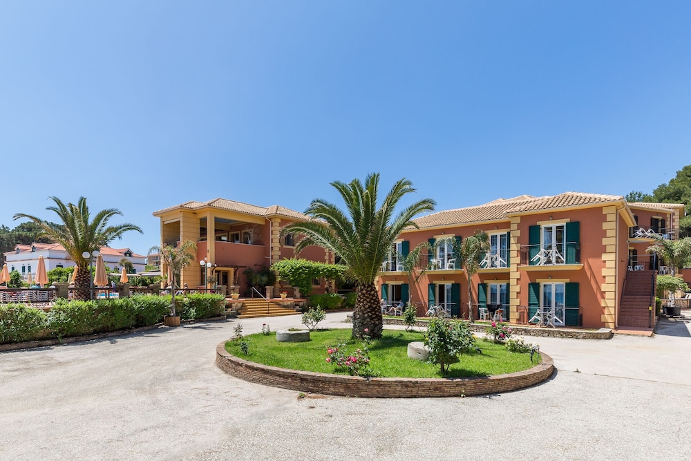 makis hotel skala
