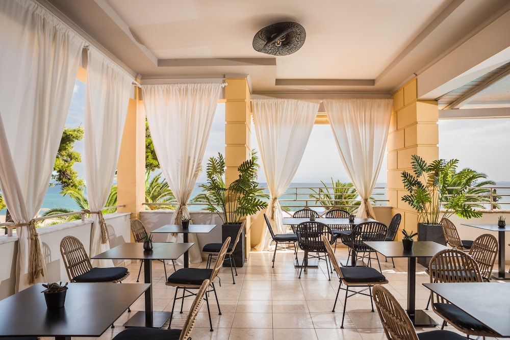 makis hotel skala