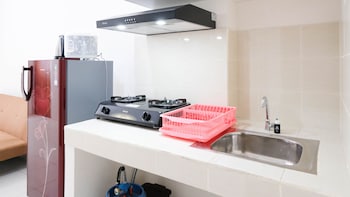 clean and comfy 2br apartment at puncak kertajaya